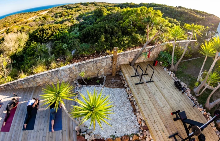 Yoga Session in der Surflodge Portugal Yoga Session in der Surflodge Portugal