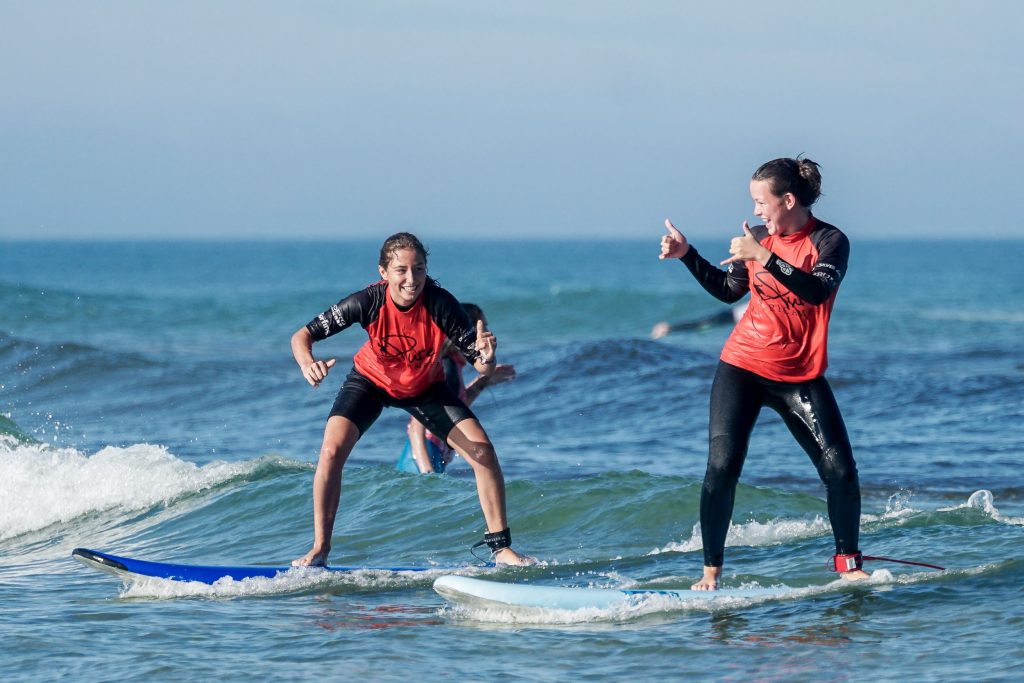 surfcamps-portugal-surfhouse-caparica-surfkurse Surfcamps Portugal: Surfhouse Caparica Surf Portugal surfkurse