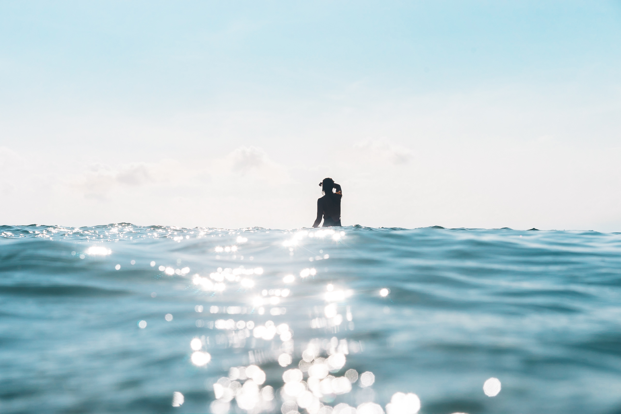 simon_fitz-Surfer im Wasser