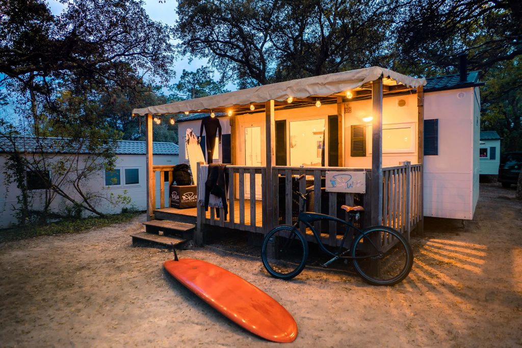 surfcamps-frankreich-mobile-homes-pure-surfcamps-moliets Surfcamps Frankreich: Die Mobile Homes bei Pure Surfcamps in Moliets