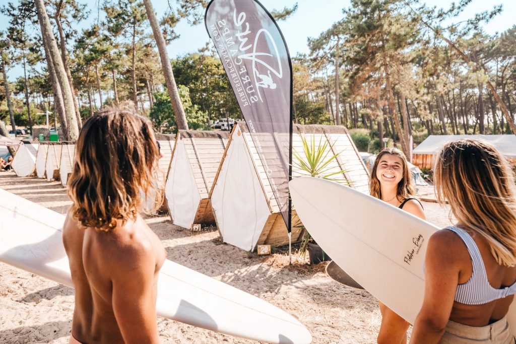 Jugendreise Surfcamp St. Girons Surfurlaub für Jugendliche zwischen 13 und 17 Jahren Jugendreise Surfcamp St. Girons Surfurlaub für Jugendliche zwischen 13 und 17 Jahren
