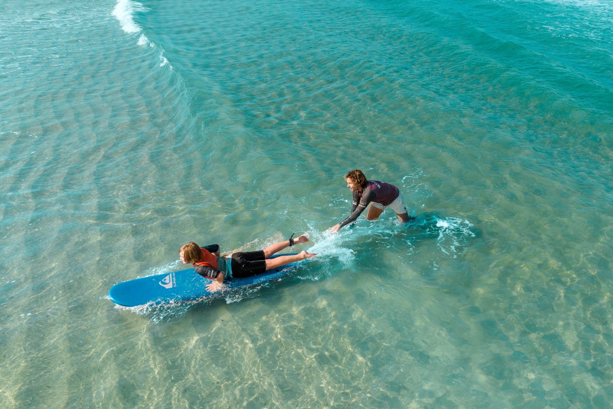 puresurfcamps_pure_surfcamp_surf_lifestyle_travel_ocean_classic_happy_moliets_friends_group-0058