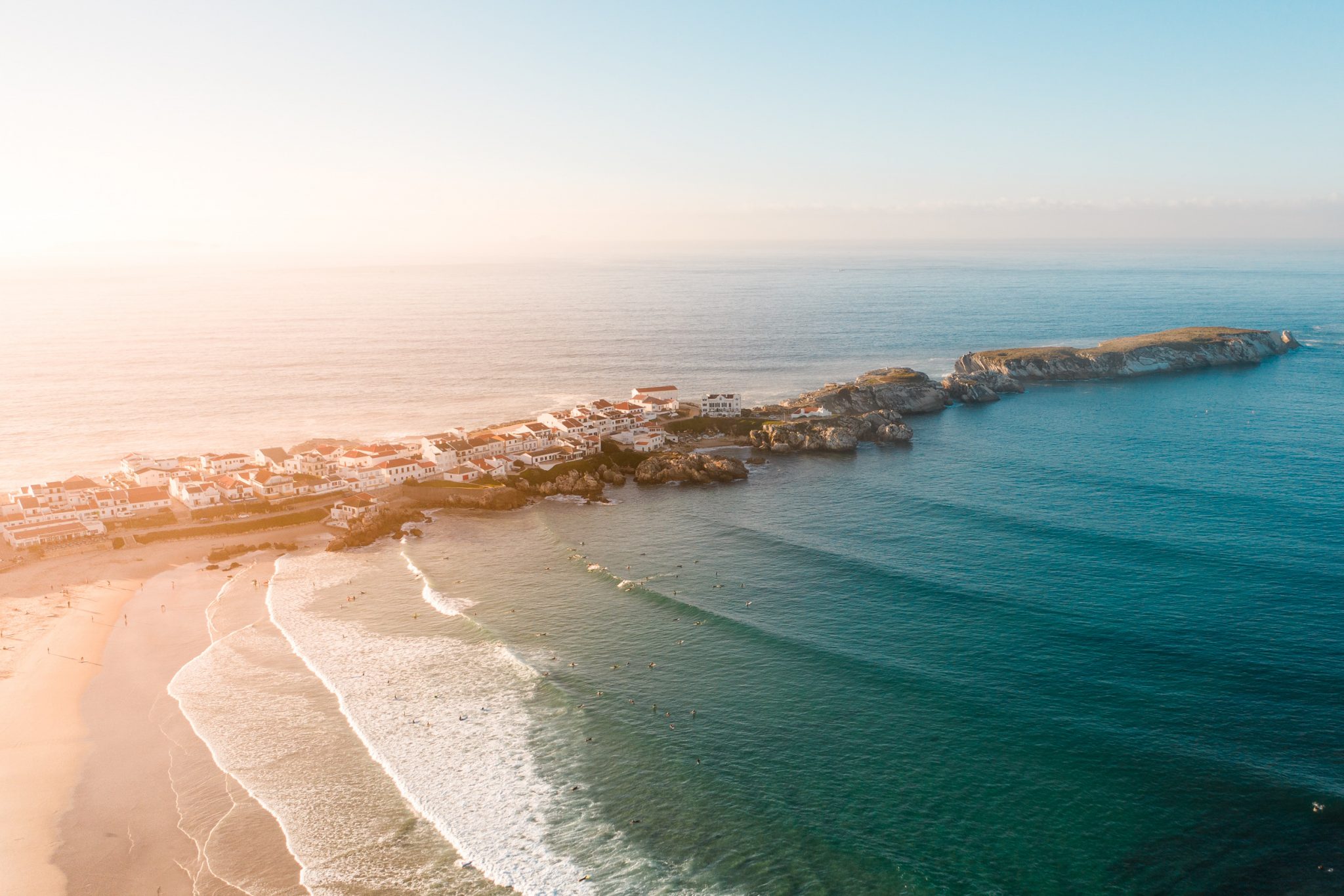 surfcamps-wellenreiten-surfkurs-surfschüler-surf-surfschule-schüler-anfänger-fortgeschritten-lesson-unterricht-kurs-portugal