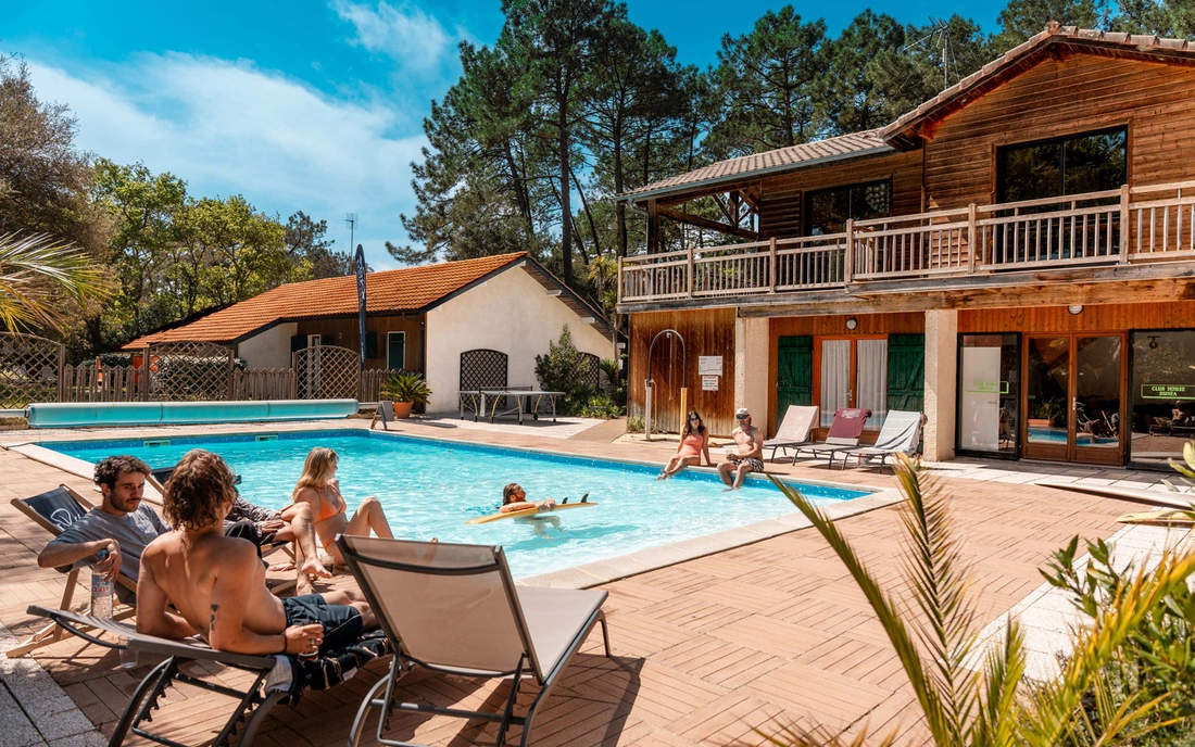 Pure Surfcamp Soustons Plage